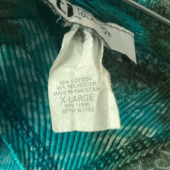 Treasure Island Las Vegas Hooded Sweatshirt - Picture 7 of 7